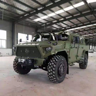 Chiny DONGFENG Off Road Wojskowy kuloodporny pojazd dowodzenia 4x4 Silnik Diesla 300 KM