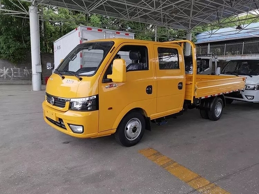 DONGFENG Lekka ciężarówka towarowa Podwójna kabina Ciężarówka z rzędem Łóżko Ładunek Światła Silnik wysokoprężny 90 KM