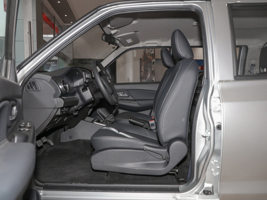 DONGFENG Tylny napęd 2WD Pickup Silnik wysokoprężny 165 KM 2.4L YUCHAI Engine
