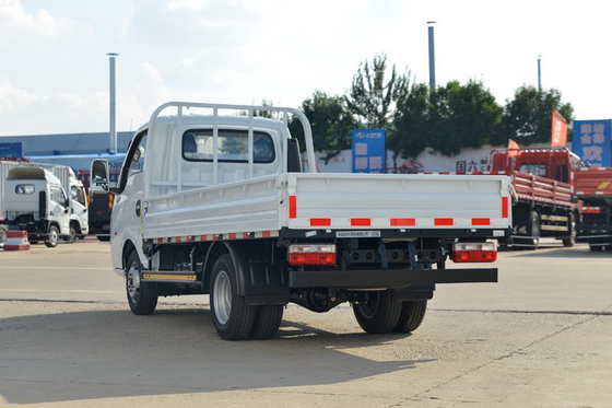 Euro 6 Emisja Dongfeng Lekka ciężarówka towarowa 1650mm Kabina DMC 3,5T - 4,5T