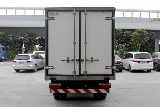 Lekki samochód dostawczy chłodnia DONGFENG Napęd 4x2 Euro6 Emisja