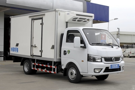 Lekki samochód dostawczy chłodnia DONGFENG Napęd 4x2 Euro6 Emisja