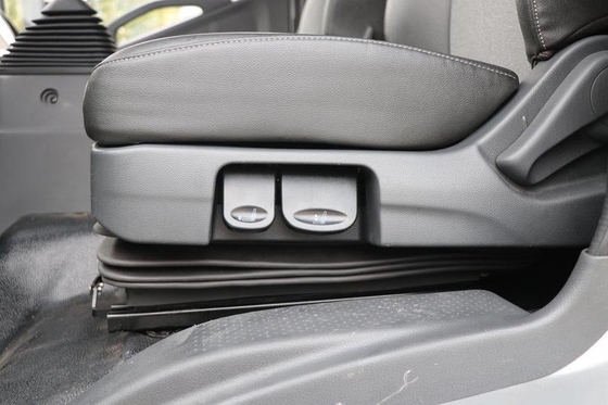 DONGFENG Lekka ciężarówka towarowa 143 HP GVM 4.5T 6MT Box Van Ciężarówka