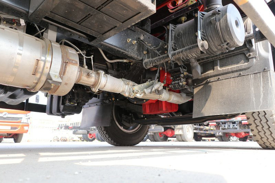 Długa 6800 mm lekka ciężarówka logistyczna Transportowa płyta kolumnowa 8MT skrzynia biegów Hamulec pneumatyczny