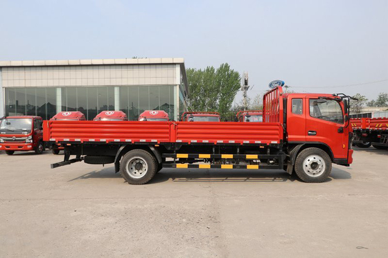 Długa 6800 mm lekka ciężarówka logistyczna Transportowa płyta kolumnowa 8MT skrzynia biegów Hamulec pneumatyczny