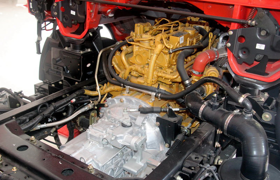 GVW 6 - 12T Diesel Red Cargo Van Ciężarówka YUCHAI Instrukcja silnika 6MT Skrzynia biegów