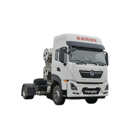 Transport towarów LNG CNG Ciągnik Przyczepa 500HP Silnik Masa trakcyjna 32,4 ton
