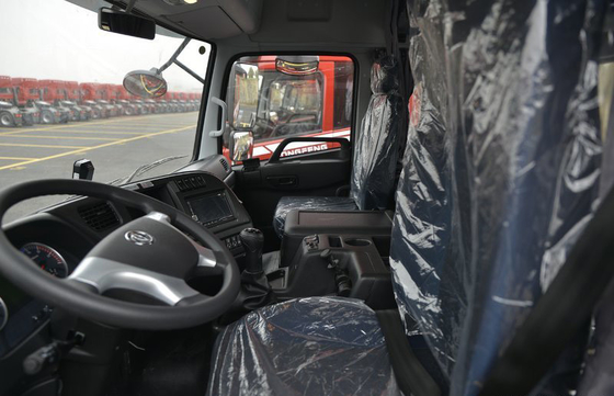 400 KM 6-cylindrowy ciągnik siodłowy Dongfeng Silnik wysokoprężny 35,4 ton ABS ESC