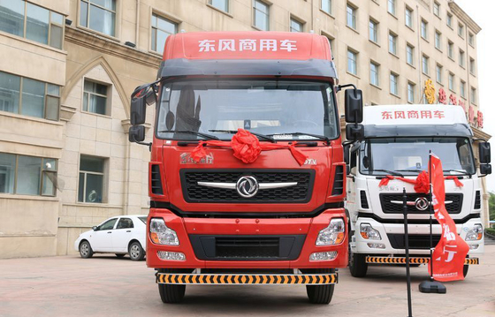 400 KM 6-cylindrowy ciągnik siodłowy Dongfeng Silnik wysokoprężny 35,4 ton ABS ESC