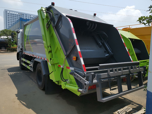 4x2 Diesel Miejska ciężarówka sanitarna 8Cbm Kosze na śmieci Zbiórka kompaktora odpadów