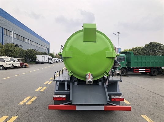 Mała cysterna próżniowa DONGFENG 6MT Tank Diesel Engine 4,7 Cbm