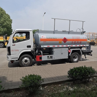 Benzyna Diesel Fuel Tanker 4x2 Wheel 4.5 Cbm Ciężarówka do transportu oleju naftowego