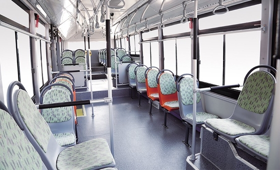 97 osób Czyste elektryczne autobusy publiczne Pojazd 10m Przebieg 200 - 700 km