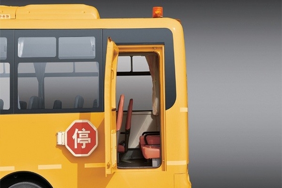 7,9 m Student Shuttle Bus 24 - 45 miejsc 140 KM Silnik Diesla Żółty autobus szkolny