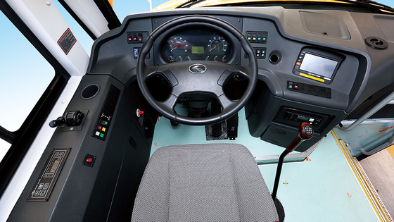 Autobus studencki z silnikiem Diesla 9,6 m 24 - 51 miejsc 165 KM