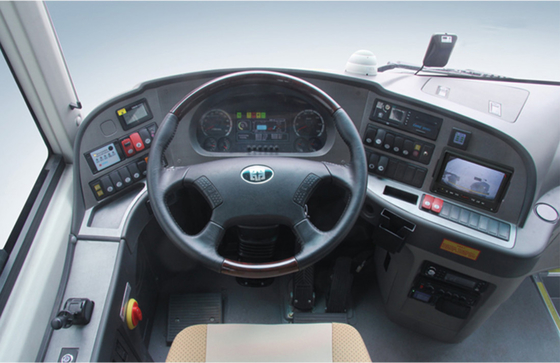 Miejskie elektryczne autobusy autokarowe Lewy układ kierowniczy 41 - 50 miejsc 300 - 280 km Przebieg
