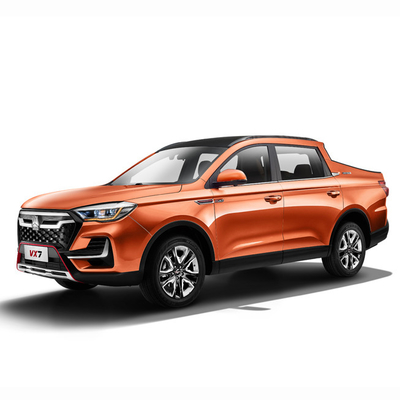 Domowy 4-drzwiowy SUV Pickup 8AT 224HP Benzyna Power Skórzane fotele Reflektory LED